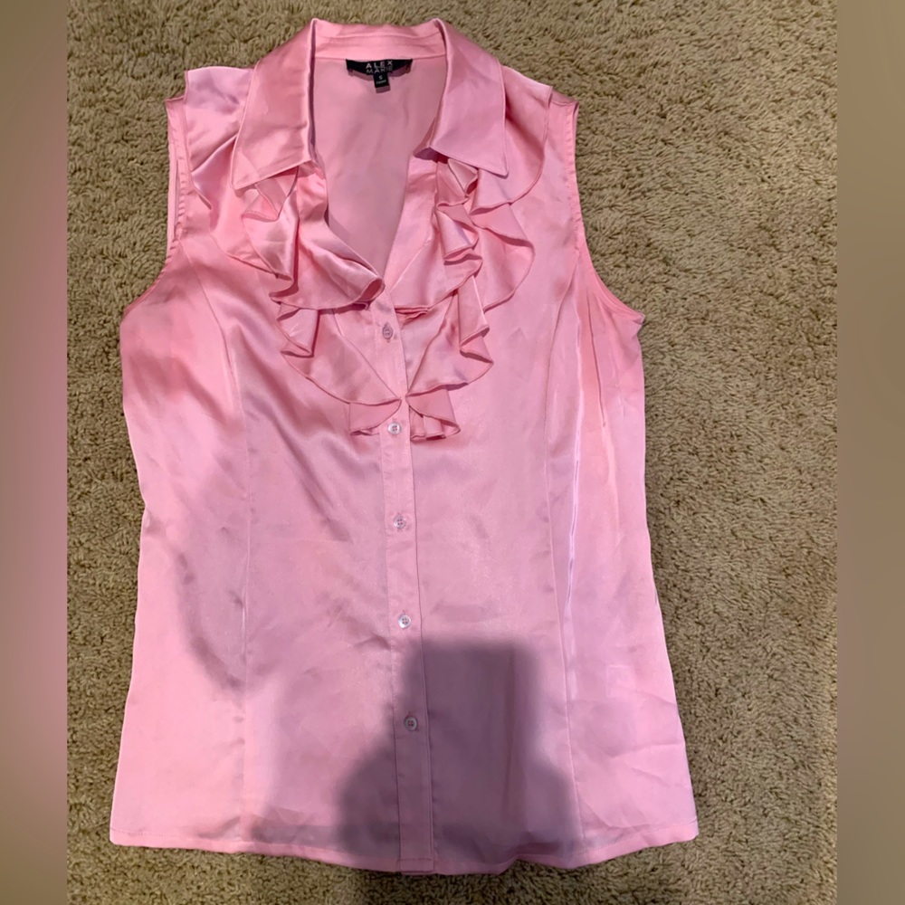 Pink silky tank top blouse that buttons down with collar.  Flattering!!